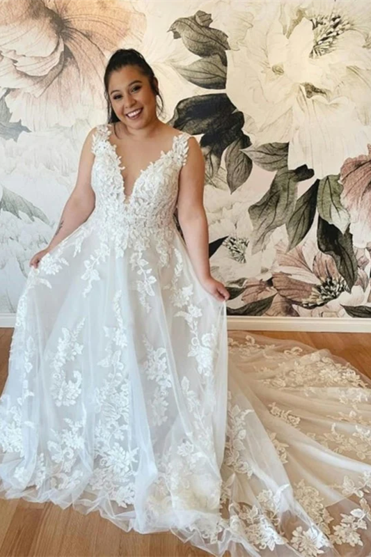 V-neck Lace Tulle Wedding Dresses, Bridal Gown With Bones, Backless We ClaireBridal V-neck Lace Tulle Wedding Dresses, Bridal Gown With Bones, Backless We ClaireBridal