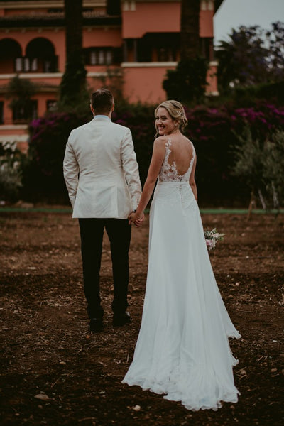 Popular Sleeveless Lace Wedding Dresses, Fancy 2020 Wedding Dresses