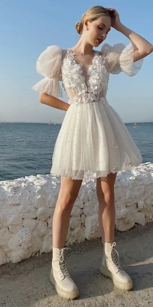 Deep V-neck Ivory Appliques Pearl Wedding Dresses, Short Bridal Gown, Chic Wedding Dresses, Newest 2022 Wedding Dresses