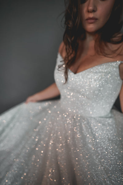 Spaghetti Long A-line Shny Sequin Tulle Wedding Dresses, Shiny Wedding Dresses, Bridal Gown, Popular 2022 Wedding Dresses