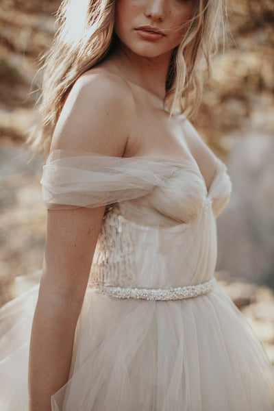 Off Shoulder Tulle Sequins Wedding Dresses, Bridal Gown, Country Wedding Dresses