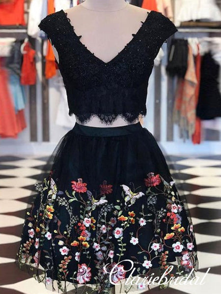 2 Pieces V-neck Black Lace Floral Tulle Homecoming Dresses