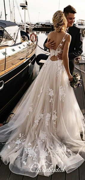 V-neck A-line Lace Tulle Rmantic Chic Long Wedding Dresses